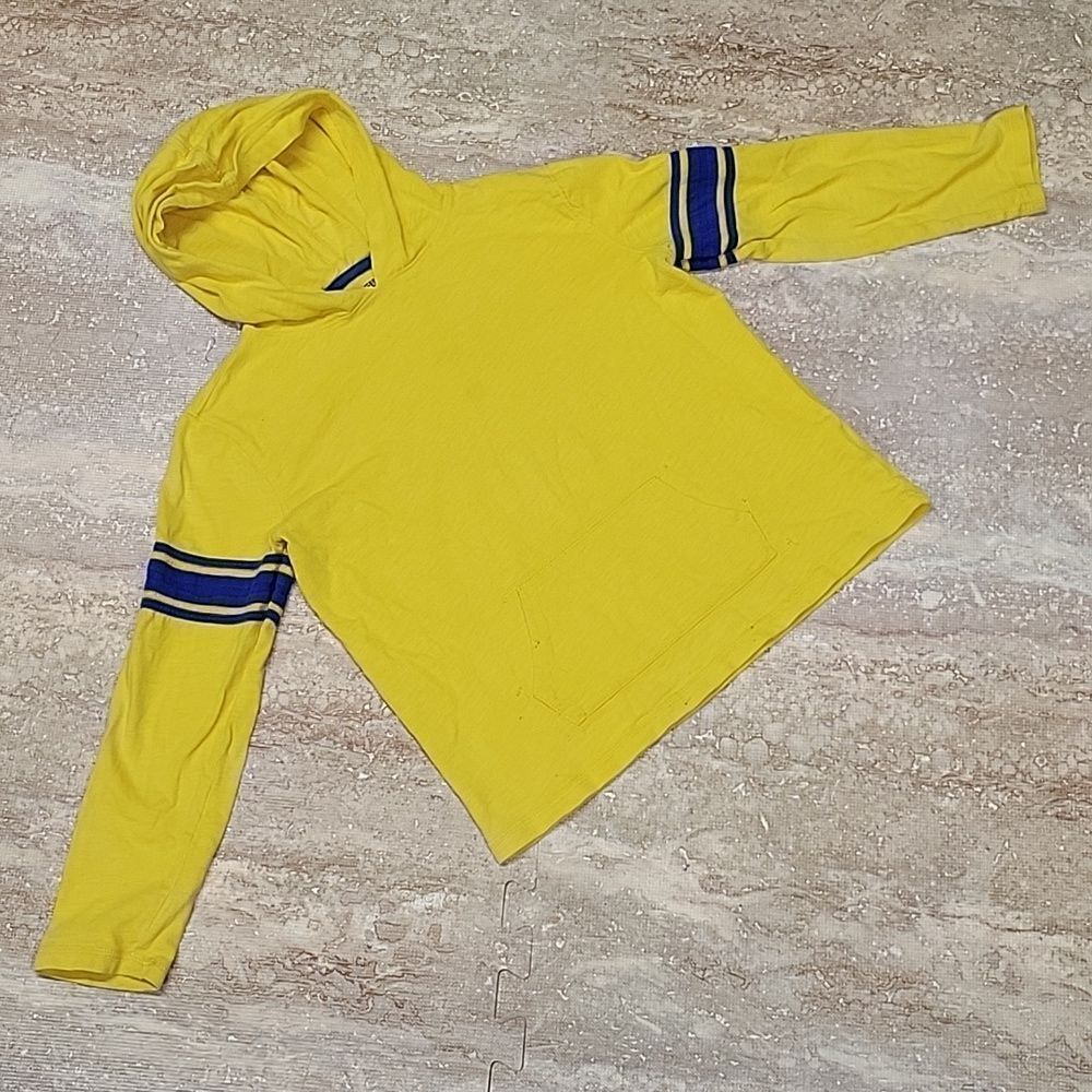SPOTTED ZEBRA YOUTH LONG SLEEVE HOODED TEE SIZE M (8)